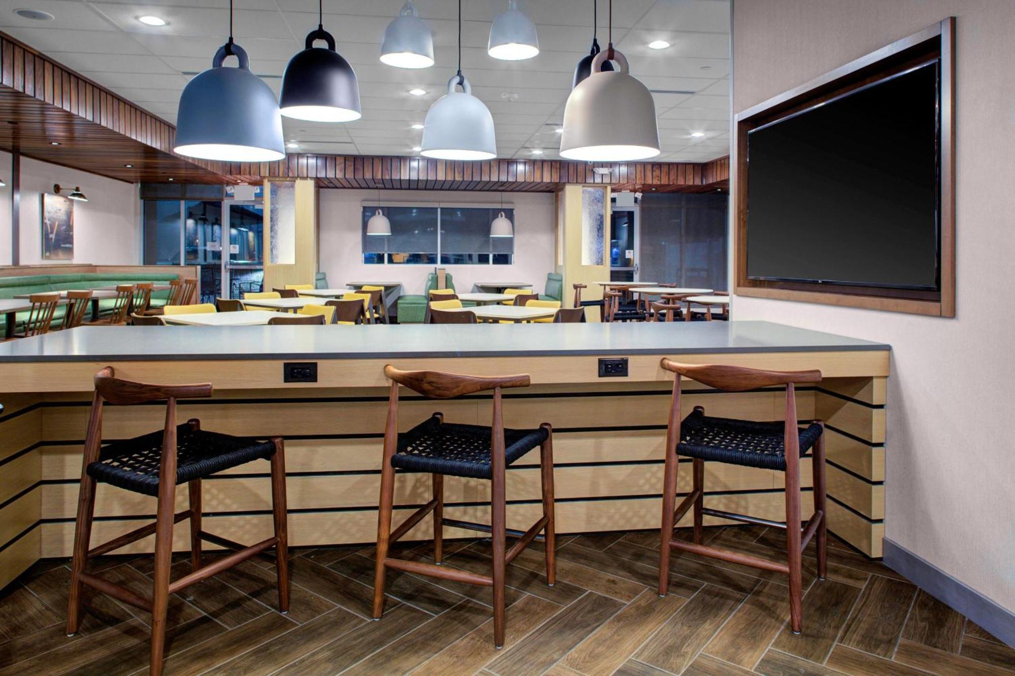 Fairfield Inn & Suites By Marriott Allentown West Breinigsville Exteriör bild